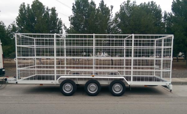 remolque jaula furgon 3500 kg 3 ejes - Foto 475